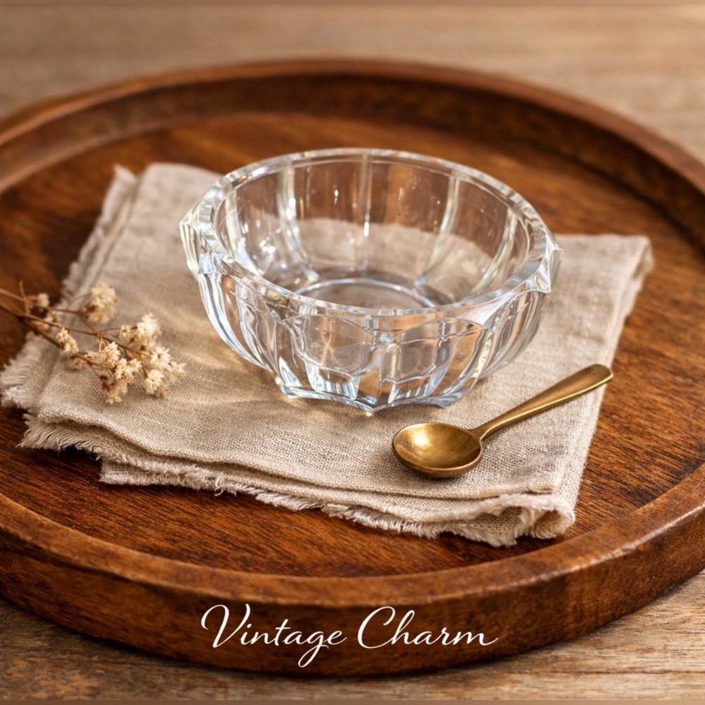 Vintage Crystal Salt Cellar Scalloped Edge Open Salt Dip Trinket Dish